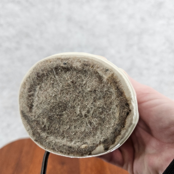 Vintage Hand Painted Bisque Colonial Figural Table Lamp Cream Pink Blue WORKING - Picture 10 of 13